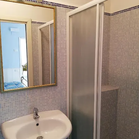 La Ginestra 3* סירולו