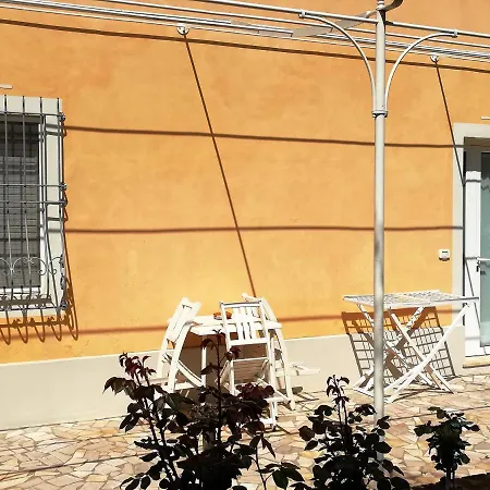 לינה וארוחת בוקר La Ginestra